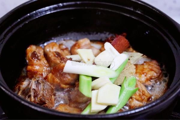 鲍鱼排骨炖土豆的做法图解7