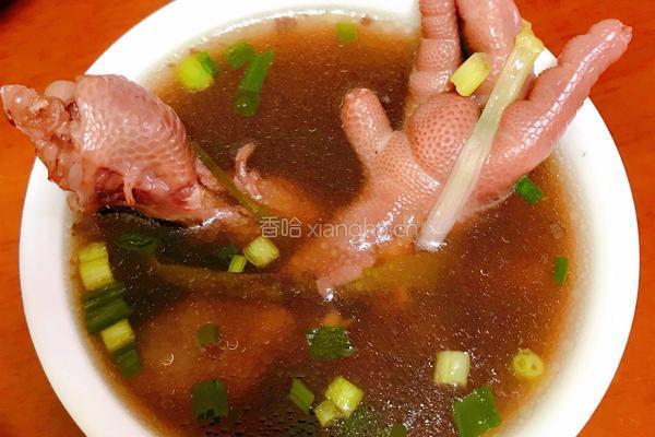 红豆薏米鸡脚汤的做法图解5