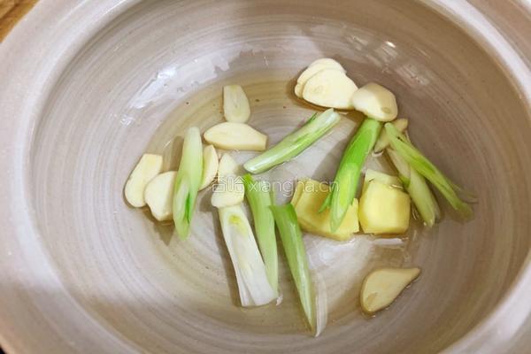 白菜豆腐煲的做法图解6