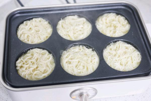 面条鸡蛋饼的做法图解5