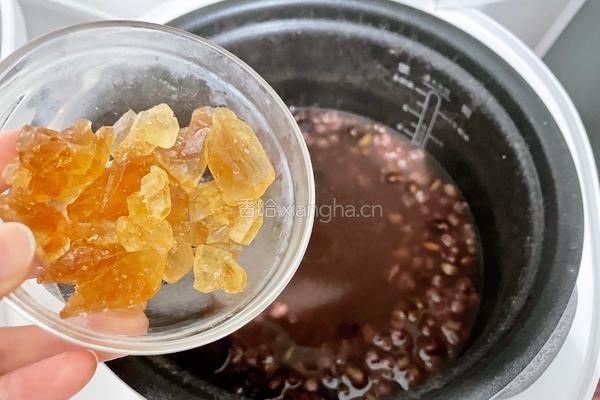 红豆薏米祛湿粥的做法图解5