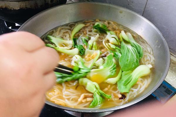 螺蛳粉的做法图解8