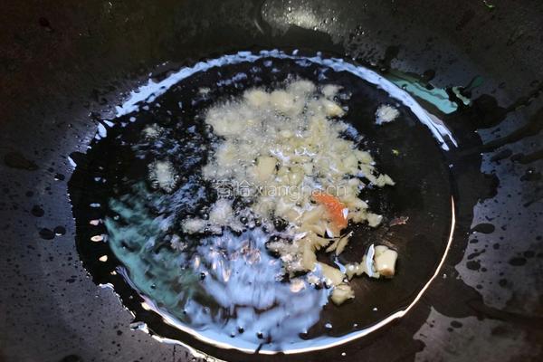 西兰花炒胡萝卜的做法图解12