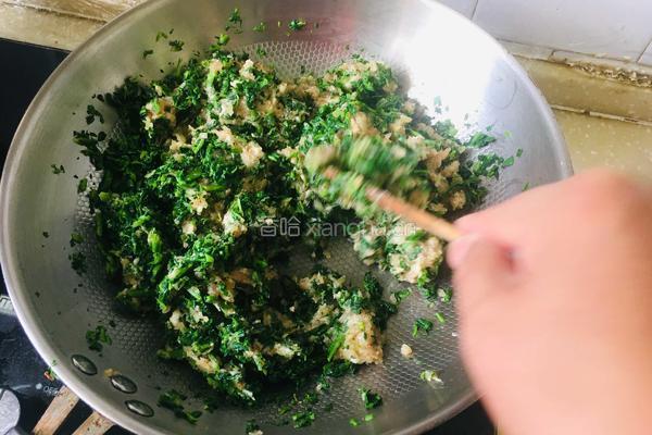 家庭版荠菜饺子的做法图解6