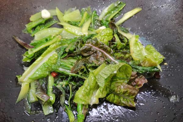 蒜香莴笋的做法图解8