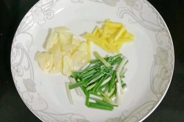 苦瓜炒鸡蛋的做法图解4