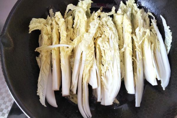 酸辣娃娃菜的做法图解4