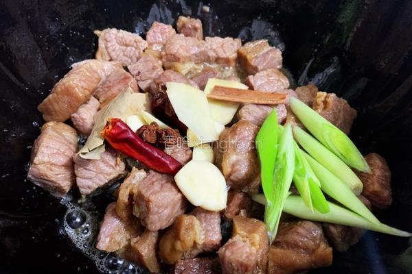 番茄牛腩炖土豆的做法图解7