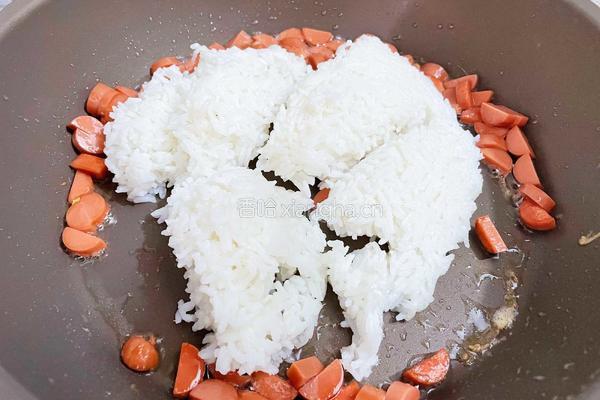 鸡蛋火腿炒饭的做法图解7