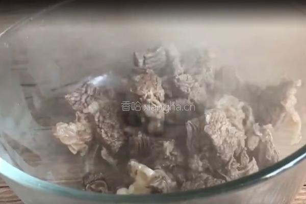 豆腐炖牛腩的做法图解6