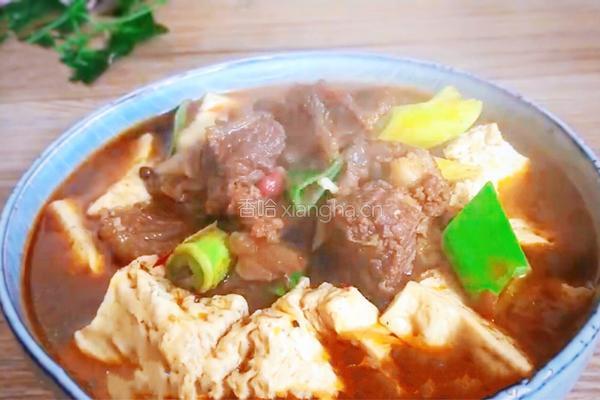 豆腐炖牛腩的做法图解16