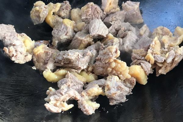 番茄土豆炖牛肉的做法图解4