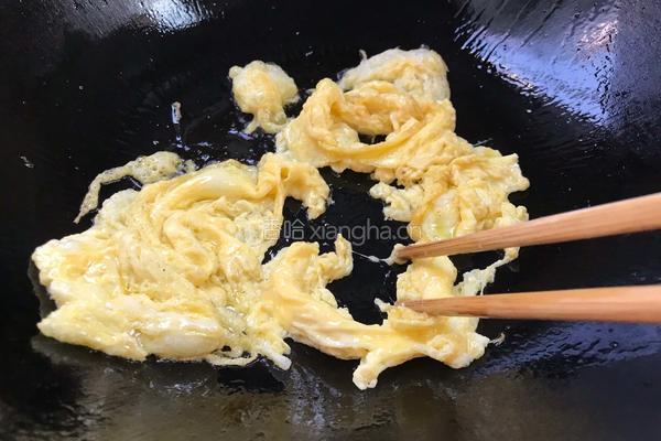 家常五彩炒饭的做法图解4