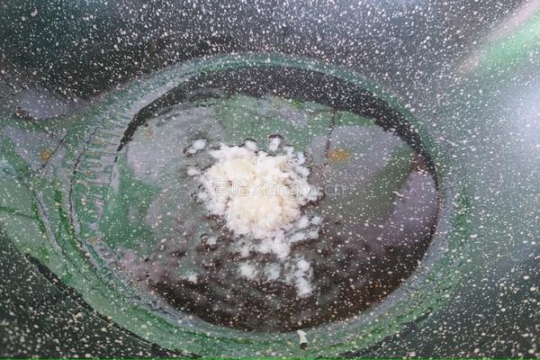豆腐干丝炒野芹的做法图解6