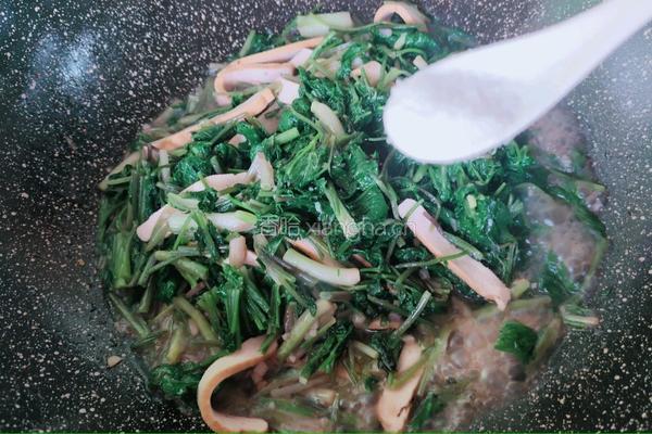 豆腐干丝炒野芹的做法图解8