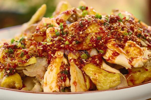 电饭煲焖鸡做法 不加一滴油也很好吃（内附万能香辣料汁做法）的做法图解13
