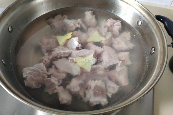 排骨汤的做法图解3