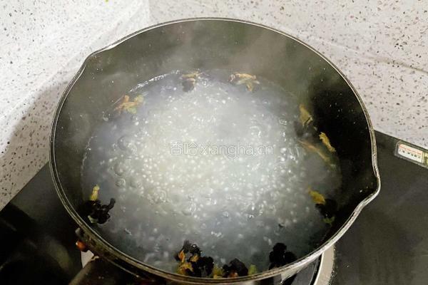 蝶豆花椰汁西米露的做法图解9
