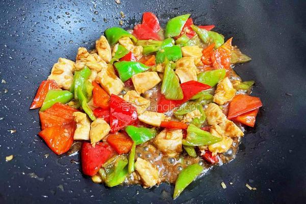 鸡胸肉炒辣椒的做法图解11