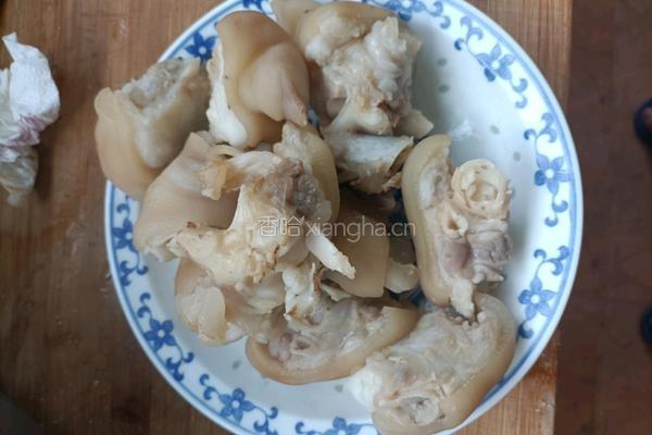 卤猪蹄的做法图解4