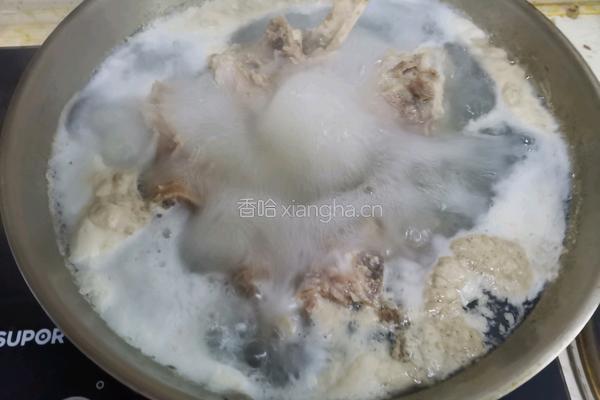 冬瓜猪骨汤的做法图解2