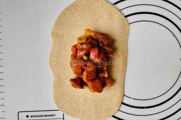 无需发面皮酥肉嫩的奥尔良鸡肉烤包子的做法图解5