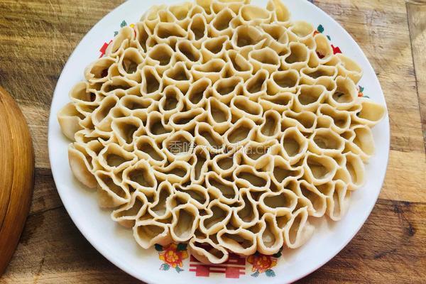 莜面卷卷的做法图解1