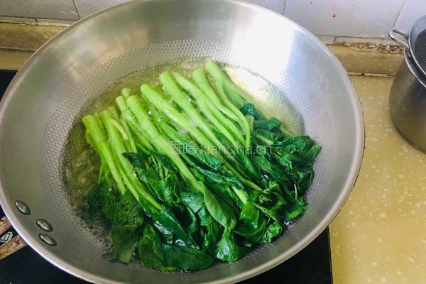 白灼菜心的做法图解3