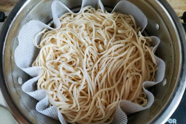 豆角蒸卤面的做法图解4