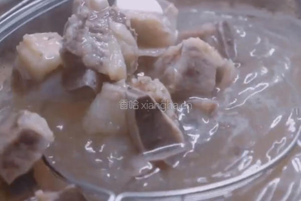 栗子焖牛大排的做法图解2