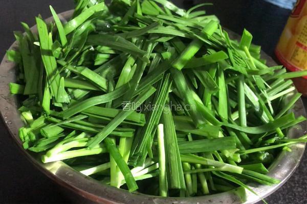 韭菜蚕豆炒鸡蛋的做法图解3