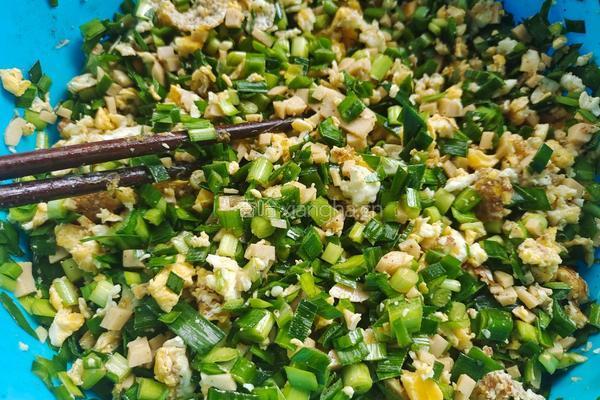 韭菜鸡蛋火腿饼的做法图解6