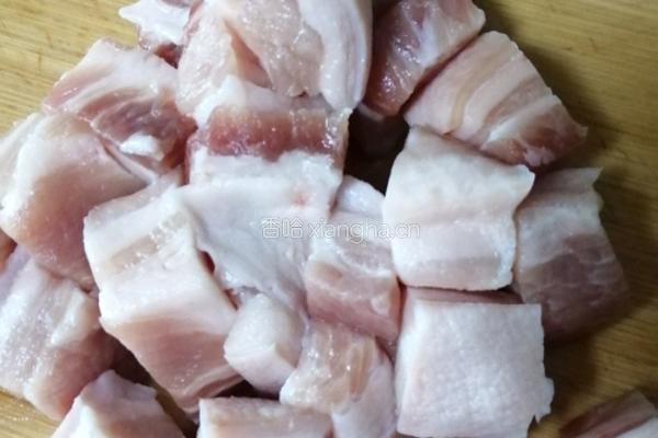 红烧肉的做法图解1