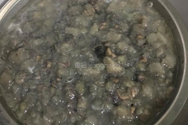 汕尾的特色菜，咸鱿鱼蒸五花肉的做法图解6