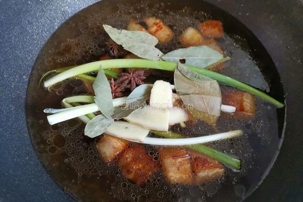 五花肉焖小土豆的做法图解8