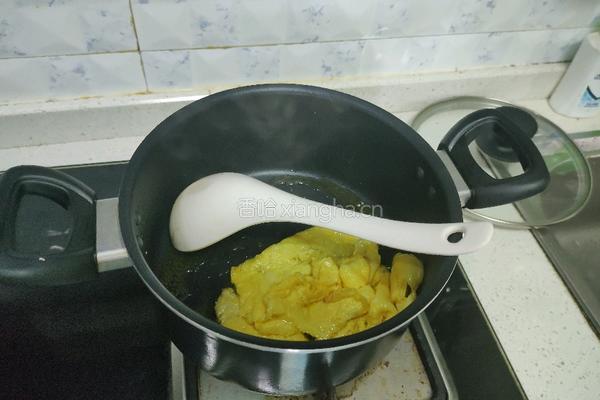 番茄鸡蛋酥肉汤的做法图解5