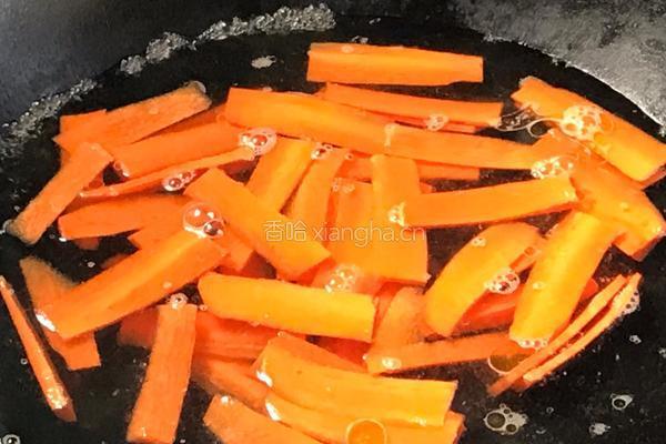 白菜炒平菇的做法图解6