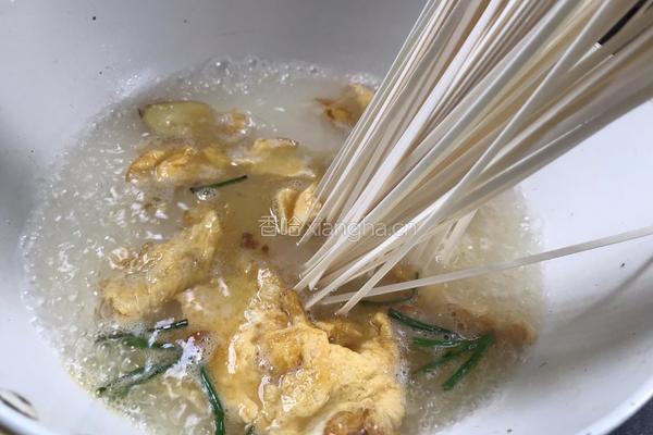 油菜鸡蛋面的做法图解10