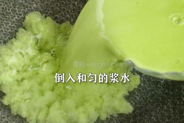 黄瓜皮做成黄瓜凉粉 消暑减脂 冰冰凉凉的做法图解5
