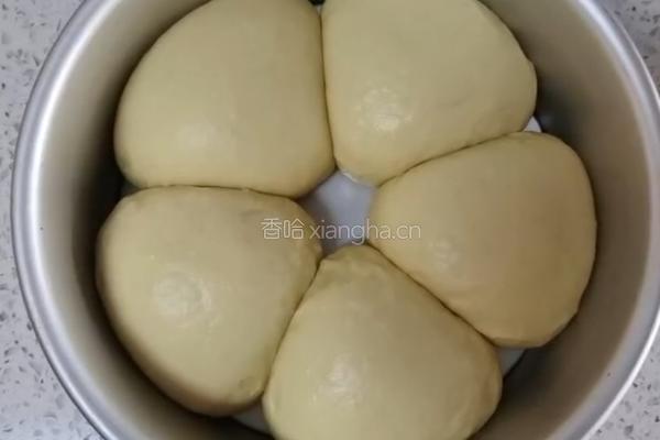 花朵面包的做法图解2