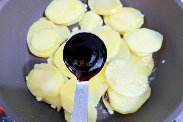 蚝油土豆片的做法图解6