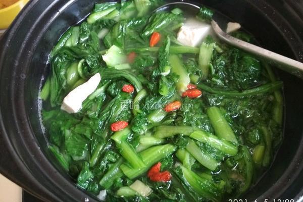 小白菜枸杞豆腐汤的做法图解15