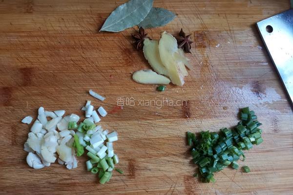 黄豆酱焖鸡肉的做法图解3