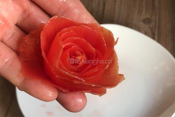 番茄黄瓜炒鸡蛋的做法图解1