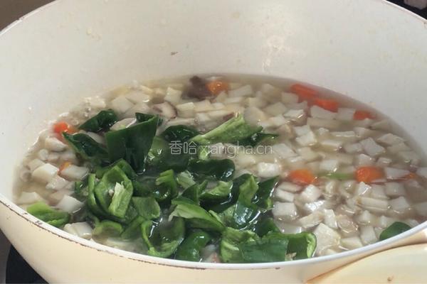 杏鲍菇炒鸡丁的做法图解8