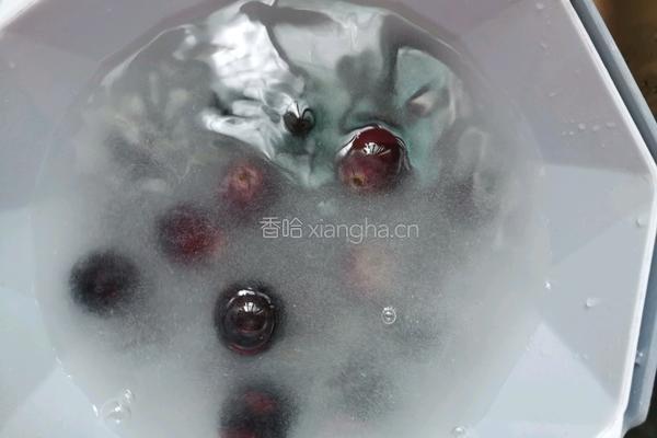葡萄果冻的做法图解2