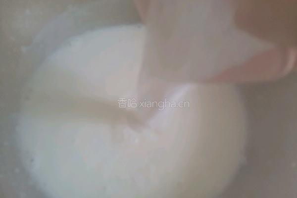 草莓奶冻的做法图解4