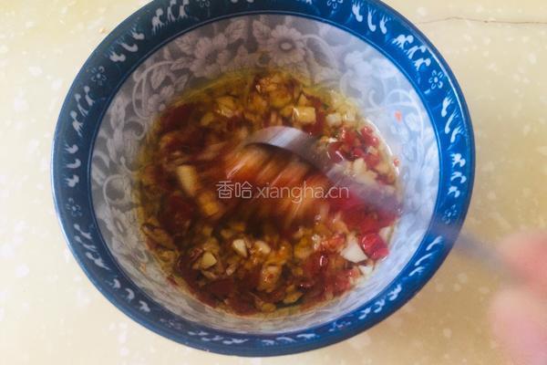 凉拌酸辣粉皮的做法图解1