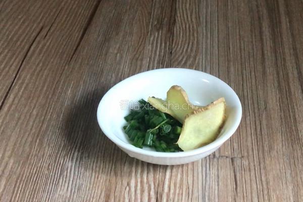 白玉菇豆腐汤的做法图解7