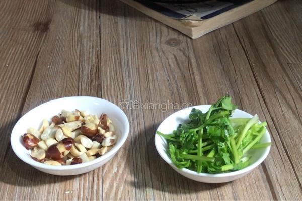 凉拌绿豆芽的做法图解5